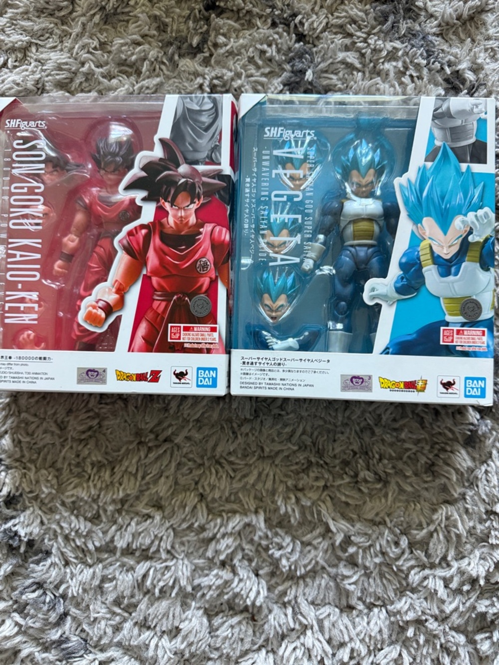 Bandai SHFiguarts Dragon Ball Super Saiyan Figures - Goku & Vegeta (Blue & Red)